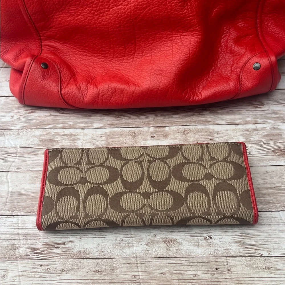 TOTE ONLY Coach Vibrant Red Orange Large Leather Tote